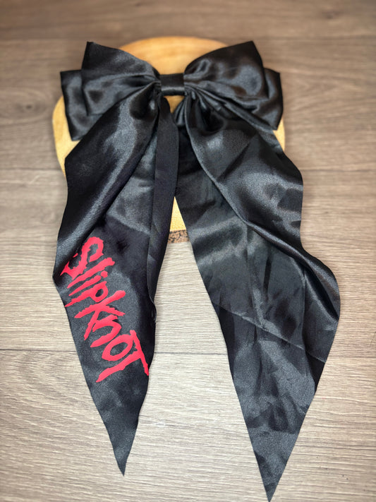 Slipknot Black Waterfall Bow