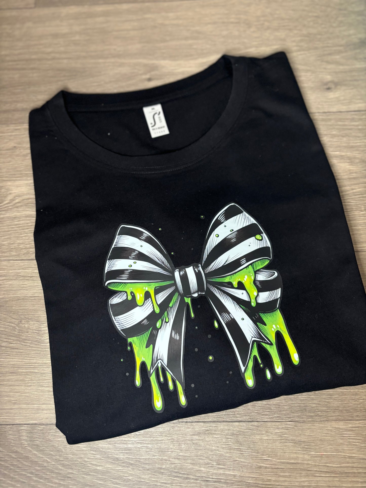 Beetle Stripes Bow Adults Sweatshirt